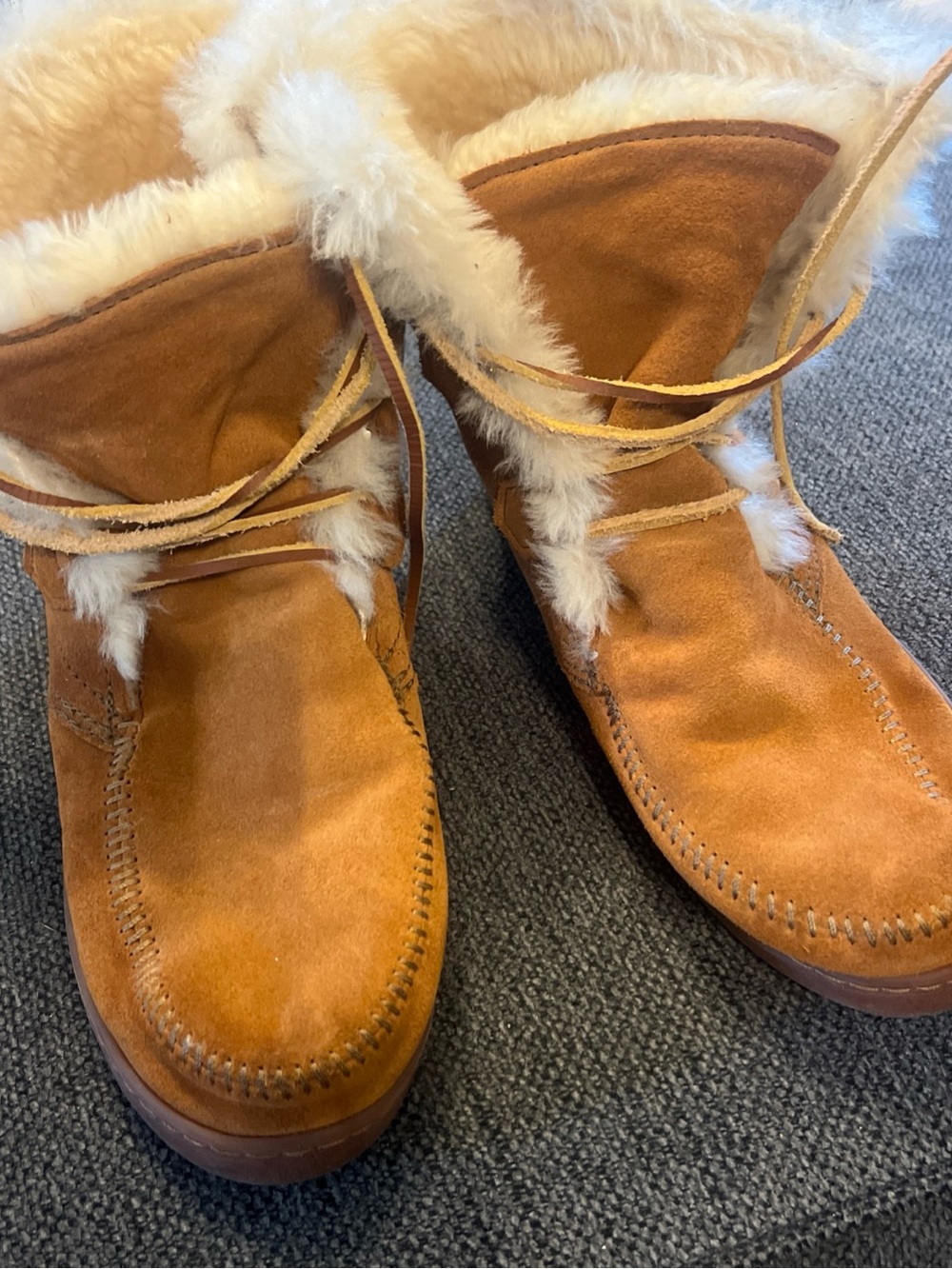 Minnetonka Tan Suede Fur-Trim Moccasin Boots